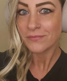 <strong>Emily R.</strong>